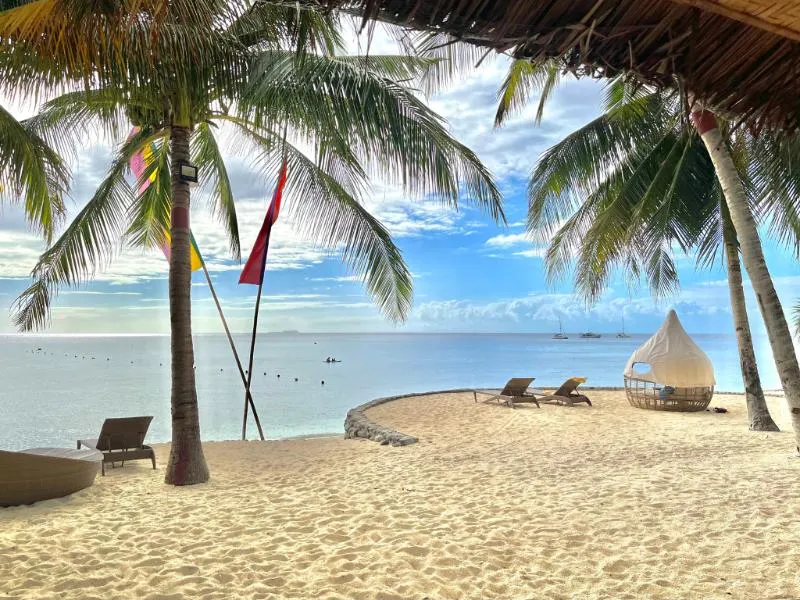 Coco Grove Beach Resort